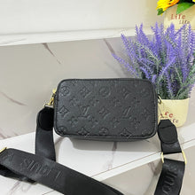 Load image into Gallery viewer, Black crossbody LV
