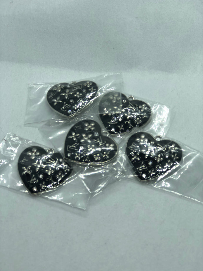 5piece designer black heart charms