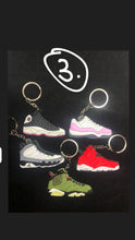 Load image into Gallery viewer, Sneaker key rings
